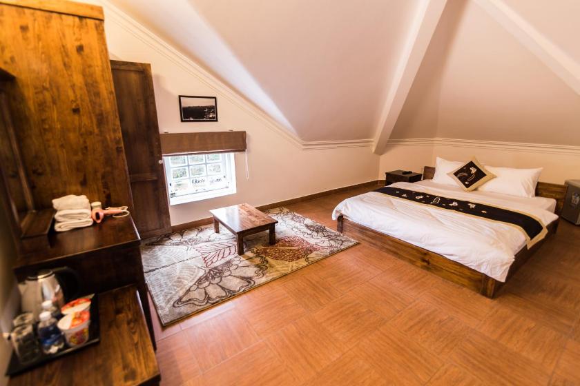 Phòng Tiêu Chuẩn Giường Đôi Với Phòng Tắm Chung Phòng Tiêu Chuẩn Giường Đôi Với Phòng Tắm Chung