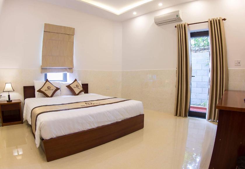 Phòng Có Giường Cỡ King Nhìn Ra Vườn Phòng Có Giường Cỡ King Nhìn Ra Vườn