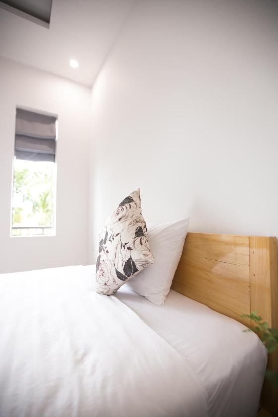 Phòng 3 Người Nhìn Ra Vườn Phòng 3 Người Nhìn Ra Vườn