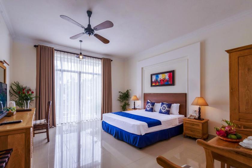 Phòng Deluxe Giường Đôi Nhìn Ra Biển