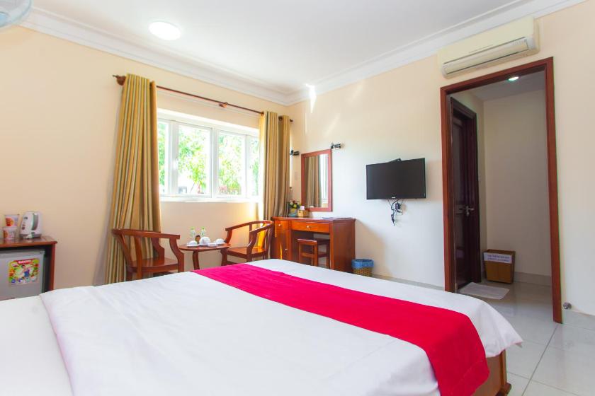 Phòng Superior Giường Đôi Nhìn Ra Thành Phố