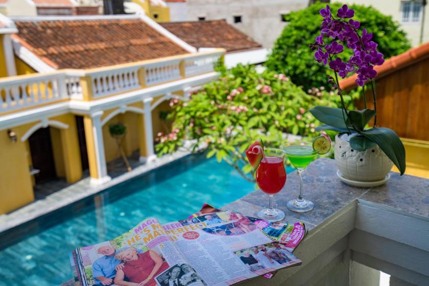 Phòng Executive đôi nhìn ra hồ bơi Phòng Executive đôi nhìn ra hồ bơi