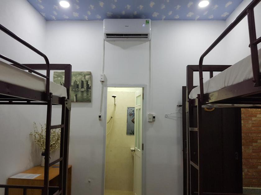 Giường trong Phòng ngủ tập thể cả Nam và Nữ 4 Người