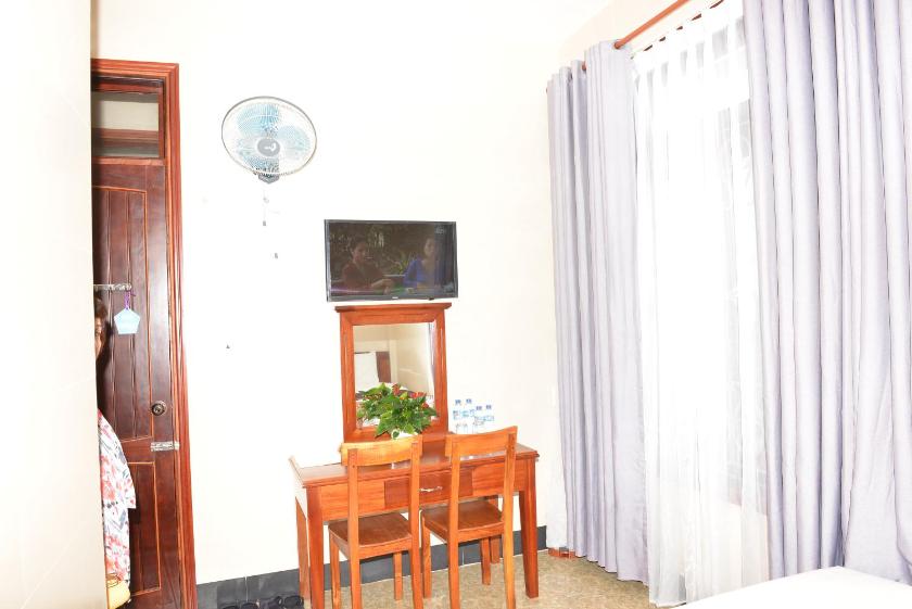 Phòng Ngủ Tập Thể Cho Cả Nam Và Nữ