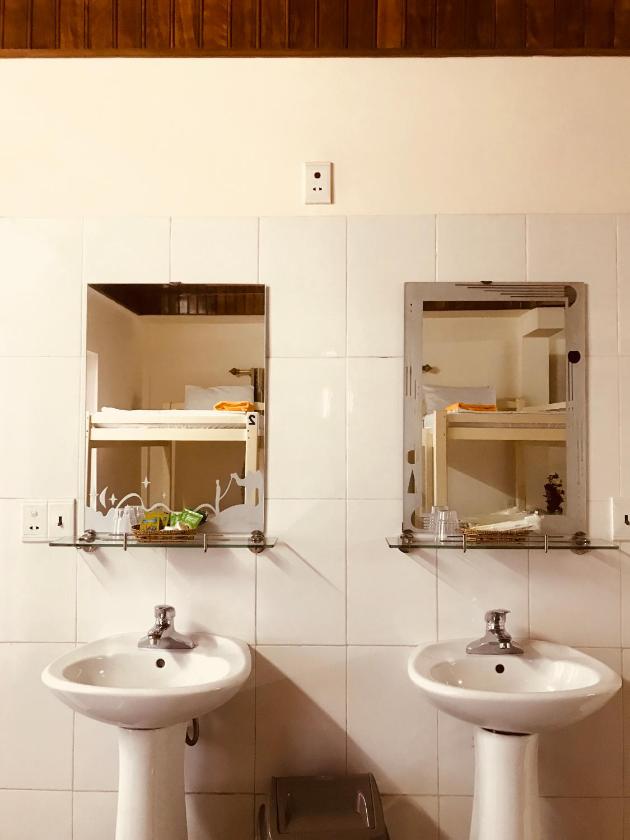 Giường Trong Phòng Nghỉ Tập Thể 8 Giường Cho Cả Nam Và Nữ Giường Trong Phòng Nghỉ Tập Thể 8 Giường Cho Cả Nam Và Nữ