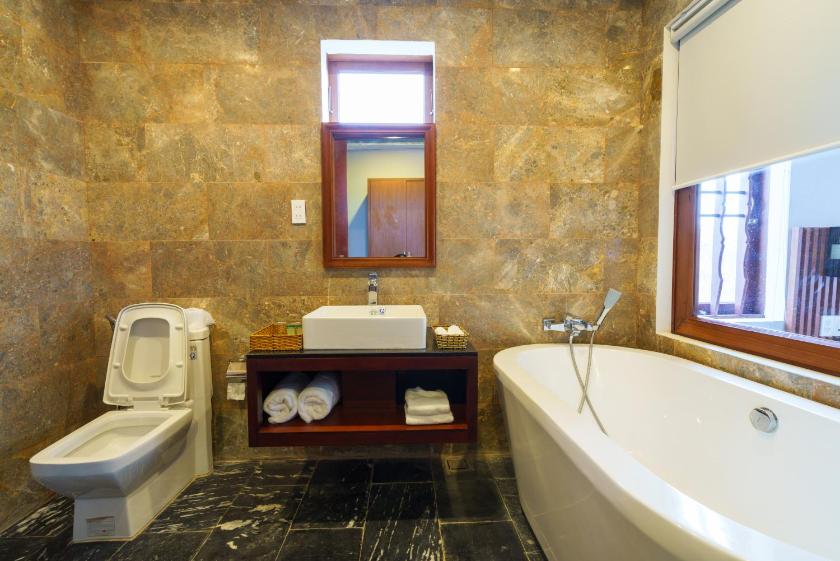 Phòng Gia Đình Có Ban Công Phòng Gia Đình Có Ban Công