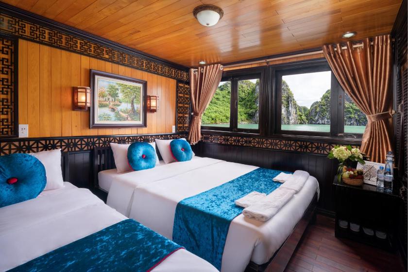 Phòng Deluxe 3 Người Nhìn Ra Biển Phòng Deluxe 3 Người Nhìn Ra Biển