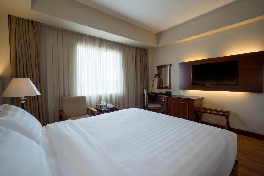 Phòng Deluxe có Giường cỡ Queen (có Cửa sổ) Phòng Deluxe có Giường cỡ Queen (có Cửa sổ)