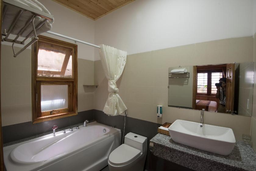 Căn Hộ Nhìn Ra Vườn