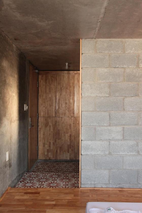 Phòng gia đình với phòng tắm riêng. Phòng gia đình với phòng tắm riêng.