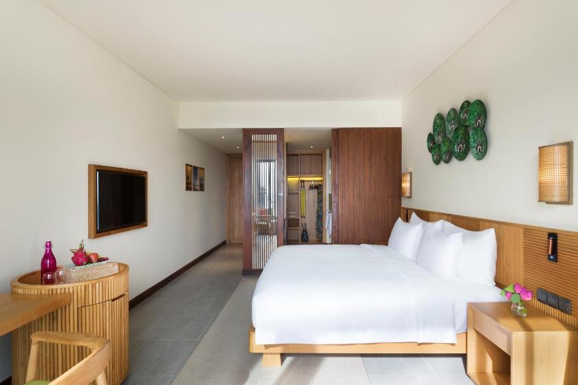 Phòng Deluxe Nhìn ra Vườn có Giường cỡ King Phòng Deluxe Nhìn ra Vườn có Giường cỡ King