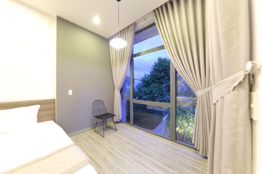 Suite Gia Đình Deluxe