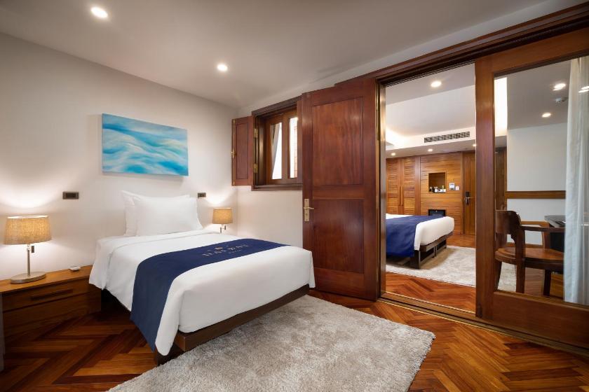 Suite Gia đình 2 Phòng Ngủ Nhìn Ra Thành Phố Suite Gia đình 2 Phòng Ngủ Nhìn Ra Thành Phố