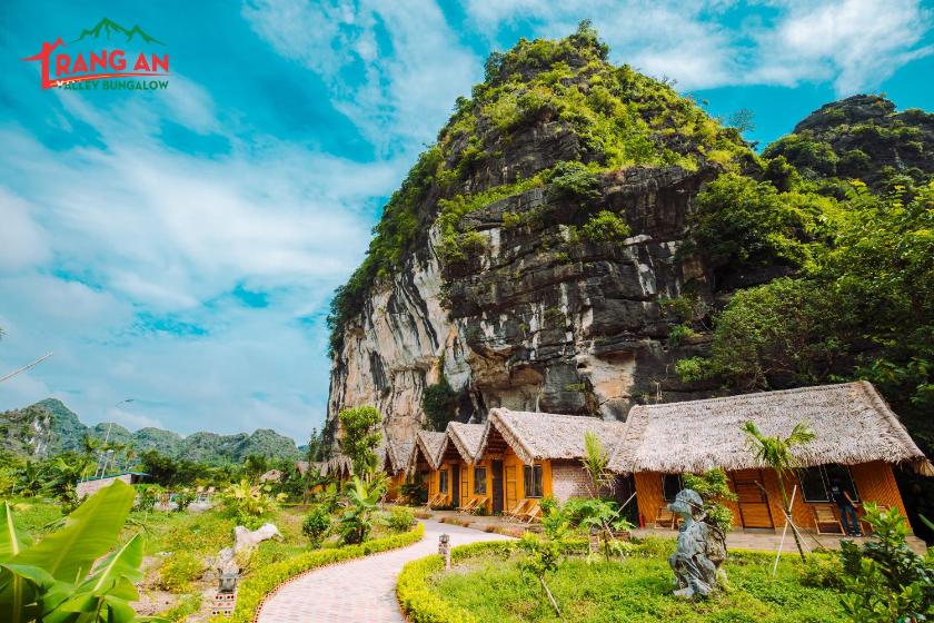 Bungalow 4 Người Nhìn Ra Hồ Nước