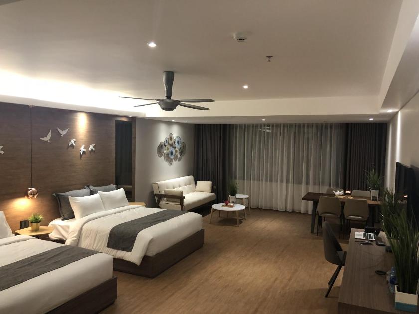 Premier Family Twin City View