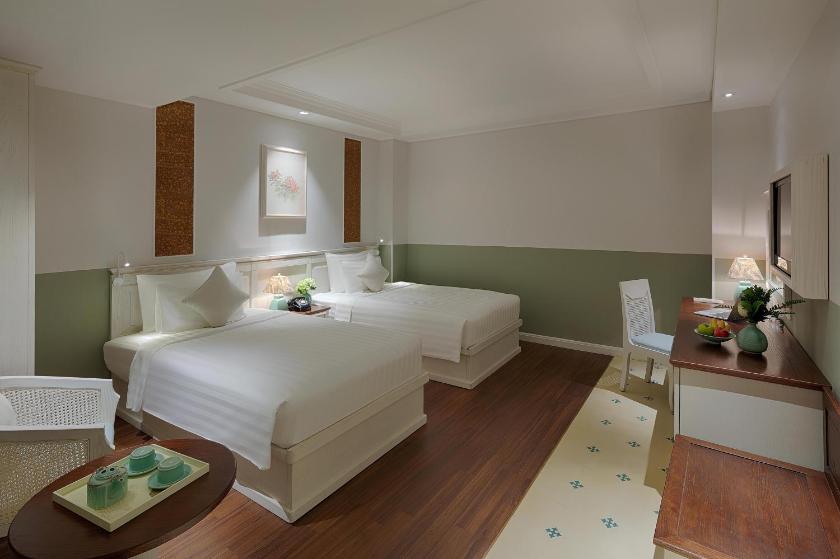 Phòng Ruffier Deluxe 2 Giường Đơn (không có cửa sổ) + Trà chiều trên sân thượng