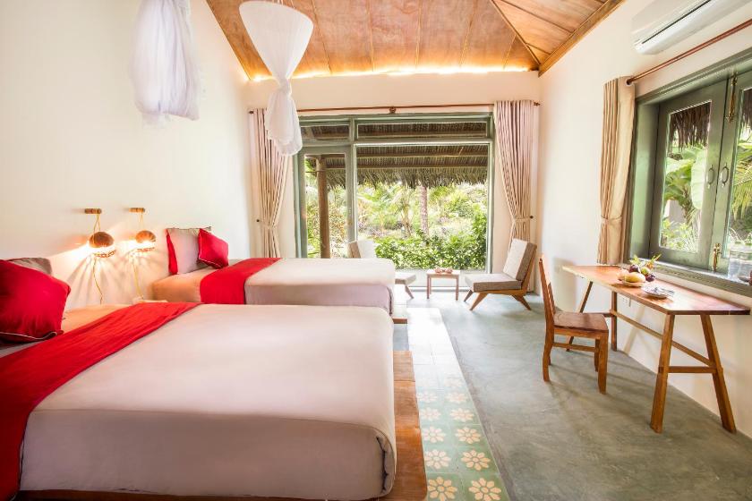 Phòng 2 Giường Đơn Nhìn Ra Khu Vườn