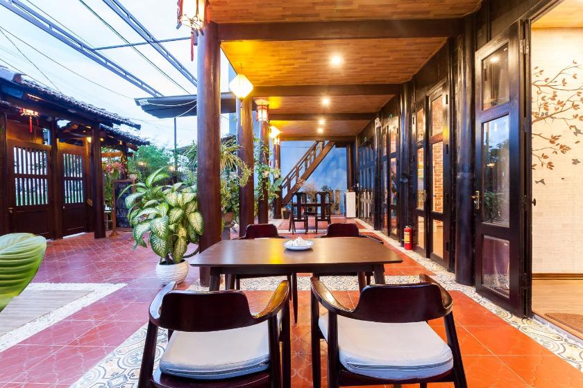 Phòng Gia Đình Với Sân Hiên Phòng Gia Đình Với Sân Hiên