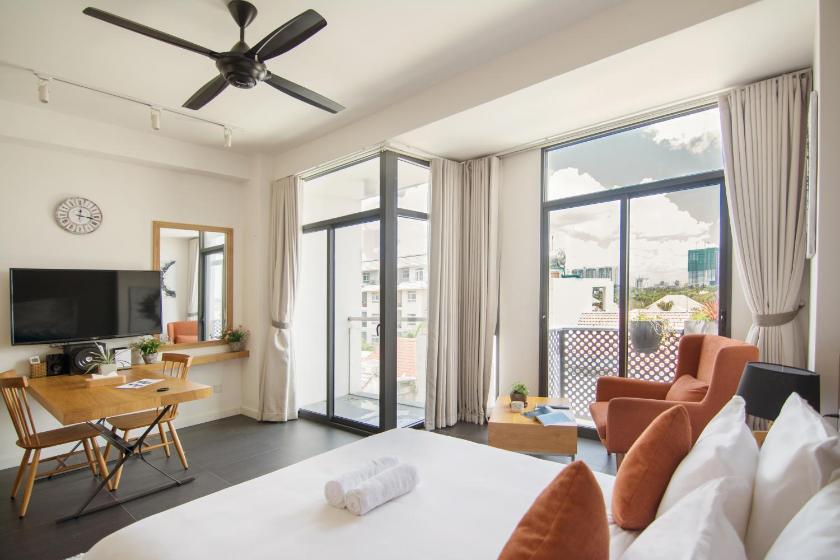 Căn Hộ Có Sân Hiên