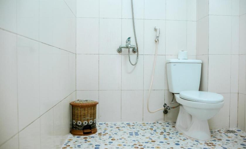 Phòng cho 3 người có Ban Công Phòng cho 3 người có Ban Công