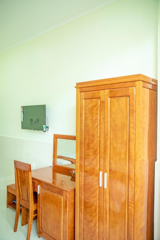 Phòng 3 Người Nhìn Ra Thành Phố