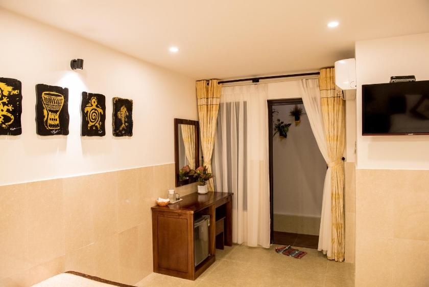 Phòng 3 Người Nhìn Ra Hồ Bơi Phòng 3 Người Nhìn Ra Hồ Bơi