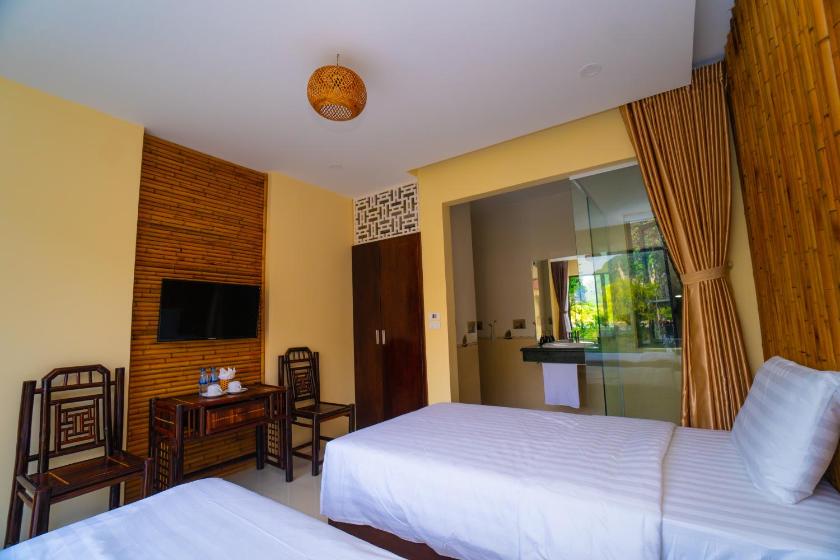 Phòng 2 Giường Đơn Nhìn Ra Khu Vườn