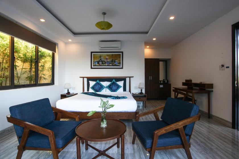 Phòng Giường Đôi Nhìn Ra Hồ Bơi