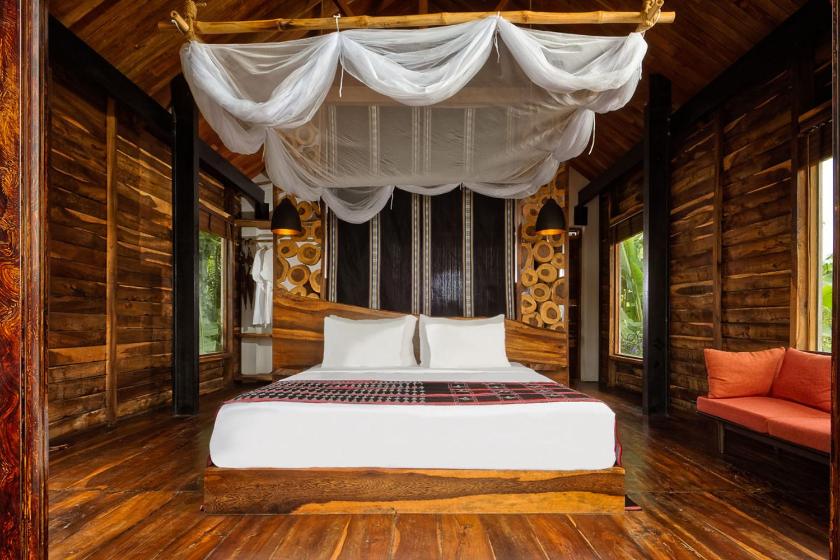 Bungalow - Trước Hồ Bungalow - Trước Hồ