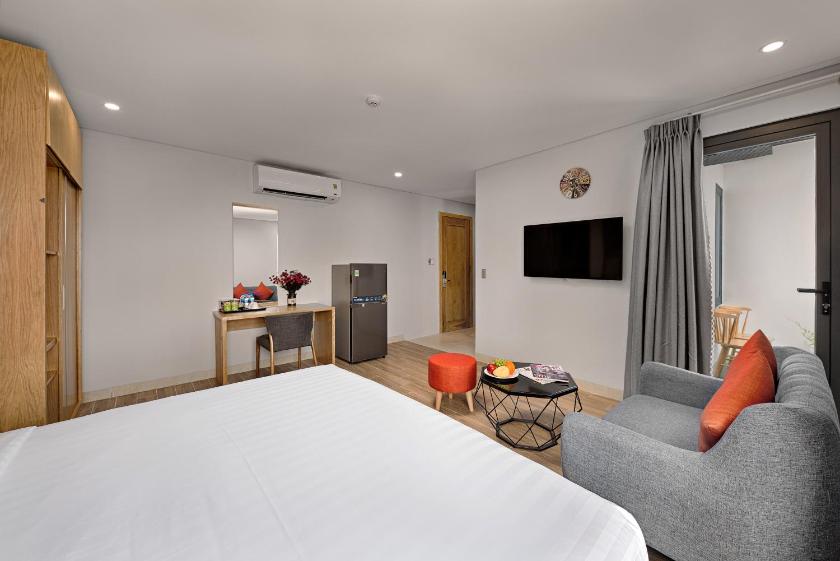 Căn Hộ Studio Với Ban Công Và Tầm Nhìn Ra Biển