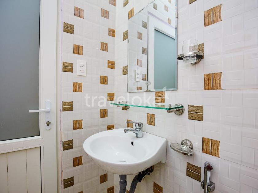 Phòng Giường Đôi Với Phòng Tắm Riêng Bên Ngoài Phòng Giường Đôi Với Phòng Tắm Riêng Bên Ngoài