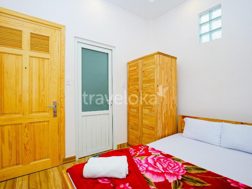 Phòng Giường đôi Deluxe (2 Người lớn + 1 Trẻ em)