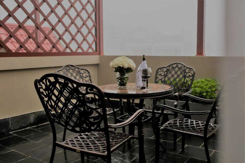 Suite Gia Đình Có Ban Công