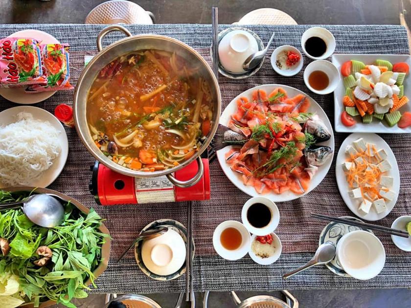 Phòng Ngủ Tập Thể 10 Giường Cho Cả Nam Và Nữ Phòng Ngủ Tập Thể 10 Giường Cho Cả Nam Và Nữ