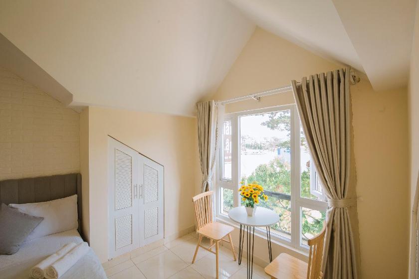 Phòng Cổ Điển Cho 4 Người Phòng Cổ Điển Cho 4 Người