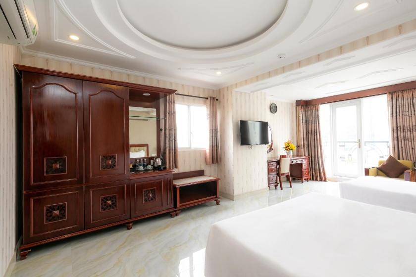 Suite Junior Có Ban Công