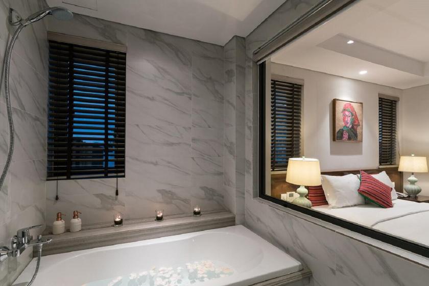 Phòng Deluxe Giường Đôi + Trà Chiều Trên Sân Thượng Phòng Deluxe Giường Đôi + Trà Chiều Trên Sân Thượng