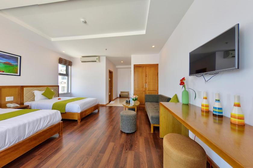 Căn Hộ Premier 3 Phòng Ngủ Có Ban Công Lớn Và Nhìn Ra Biển Căn Hộ Premier 3 Phòng Ngủ Có Ban Công Lớn Và Nhìn Ra Biển