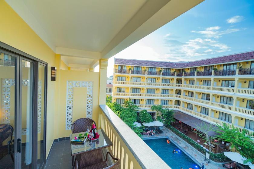 Grand Deluxe Room with Large Balcony