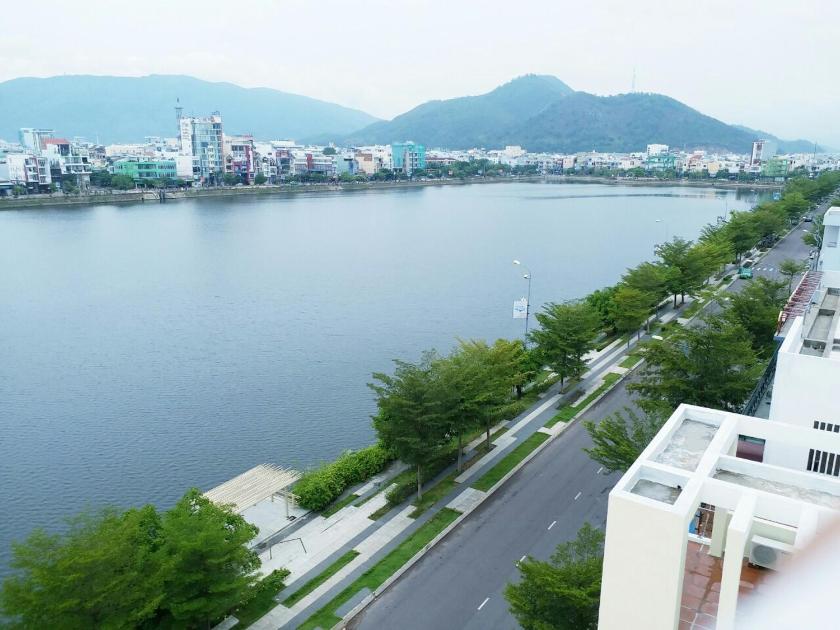 Phòng 3 Người Nhìn Ra Biển