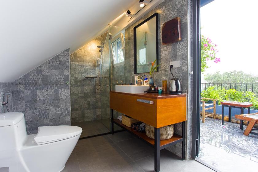 Phòng Giường Đôi Có Sân Hiên