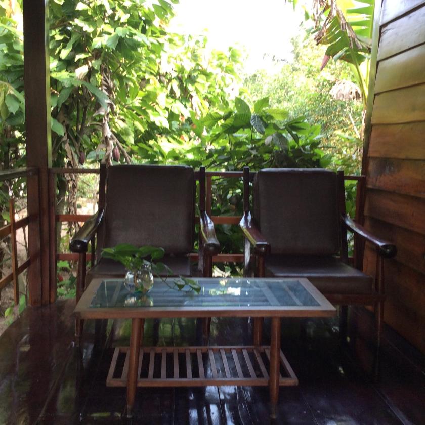 Bungalow với Sân hiên