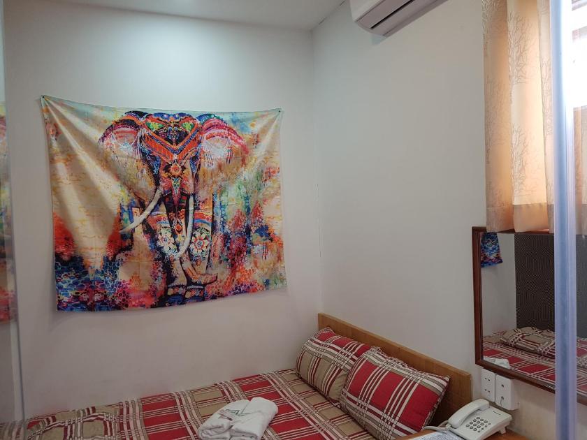 Phòng Giường Đôi Hạng Bình Dân