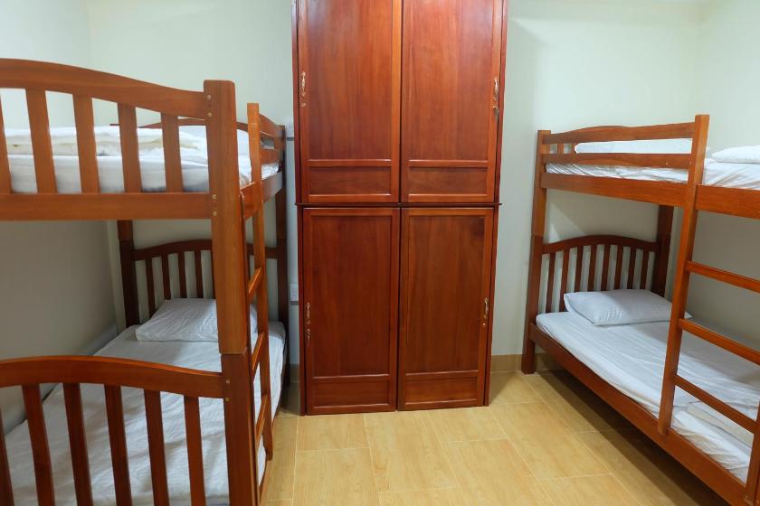 Giường Tầng Trong Phòng Ngủ Tập Thể Cho Nam Và Nữ Giường Tầng Trong Phòng Ngủ Tập Thể Cho Nam Và Nữ