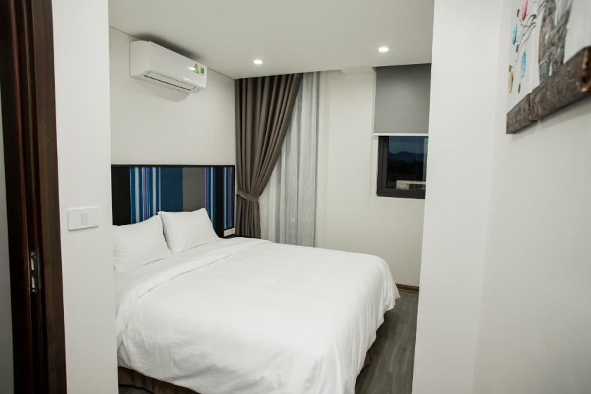 Phòng Deluxe Giường Đôi/2 Giường Đơn Nhìn Ra Sông