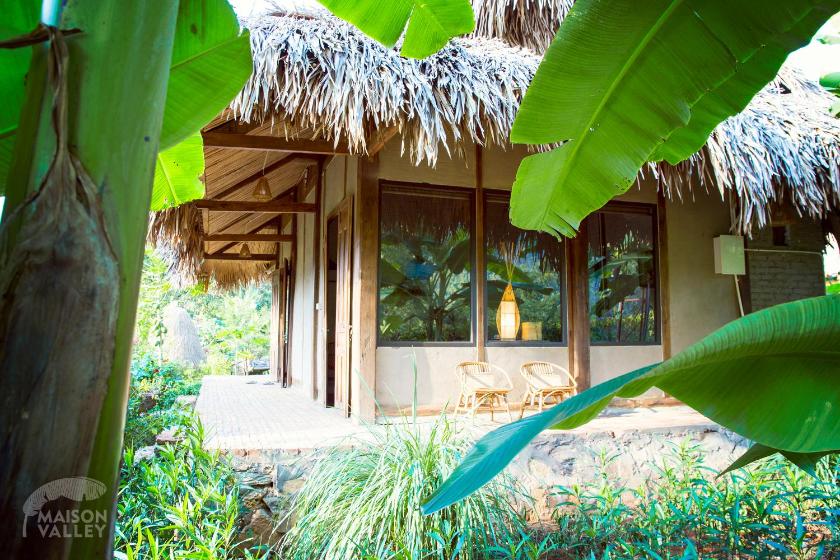 Bungalow Deluxe Nhìn Ra Khu Vườn