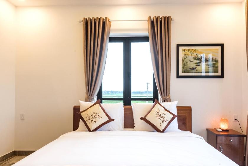 Phòng Có Giường Cỡ Queen Với Ban Công