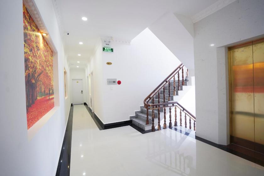 Phòng Deluxe Giường Đôi Có Ban Công Phòng Deluxe Giường Đôi Có Ban Công