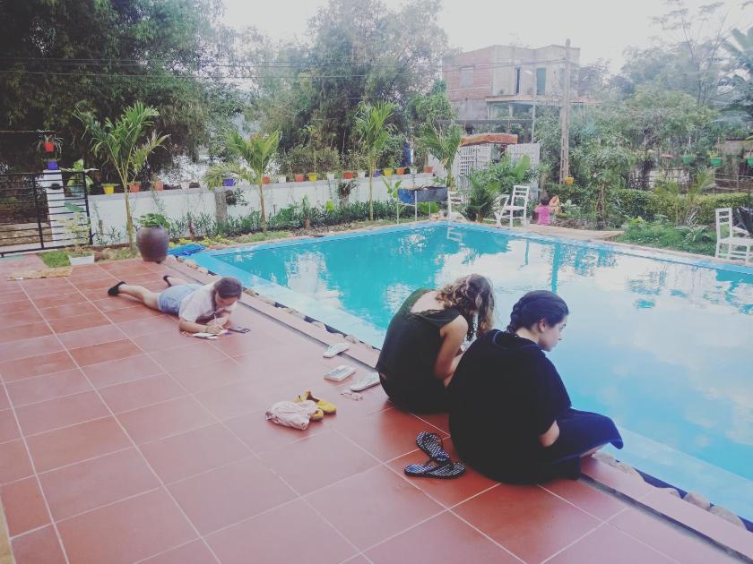 Phòng Giường Đôi Nhìn Ra Hồ Bơi