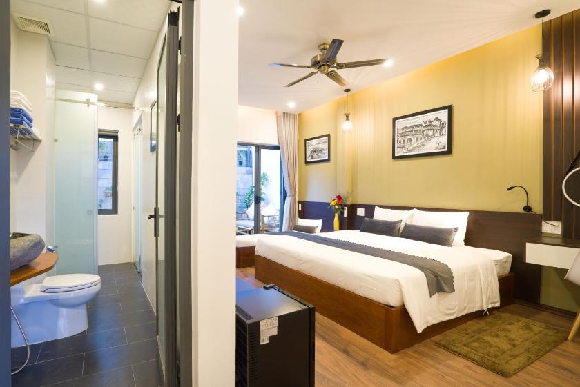 Suite Nhìn ra Hồ bơi Suite Nhìn ra Hồ bơi